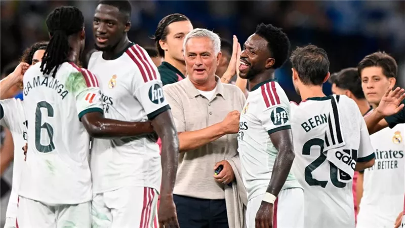 تشكيل ريال مدريد المتوقع أمام روما اليوم في دوري أبطال أوروبا