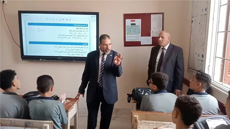 وكيل تعليم الدقهلية يتفقد 4 مدارس ببلقاس لمتابعة انتظام الدراسة