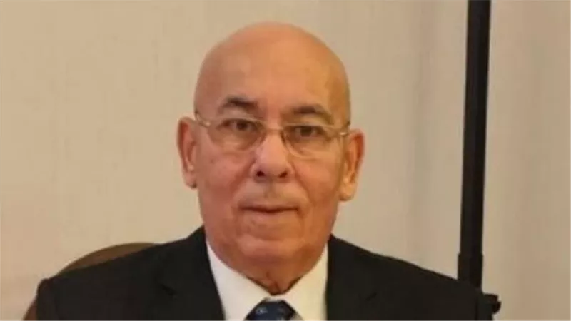 وزير الشباب يهنئ محمد الدهراوي بفوزه بعضوية المكتب التنفيذي للاتحاد الدولي للكاراتيه