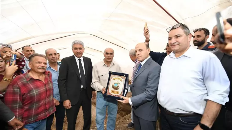 وزير السياحة والآثار ومحافظ الغربية يكرّمان خالد الشحات 