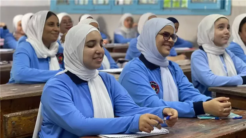 تعليم الجيزة تعلن جدول امتحان أكتوبر لطلاب الصف الأول الثانوي 