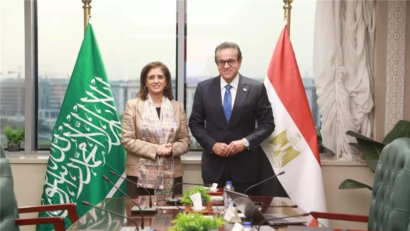 وزير الصحة ومرشحة رئاسة منظمة الصحة العالمية يبحثان تطوير المنظومة الصحية