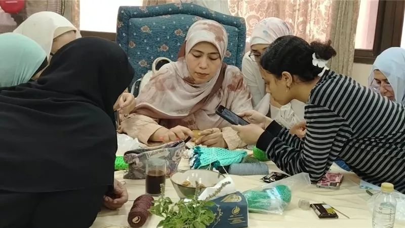 فريق الإنتاج يتضاعف في 