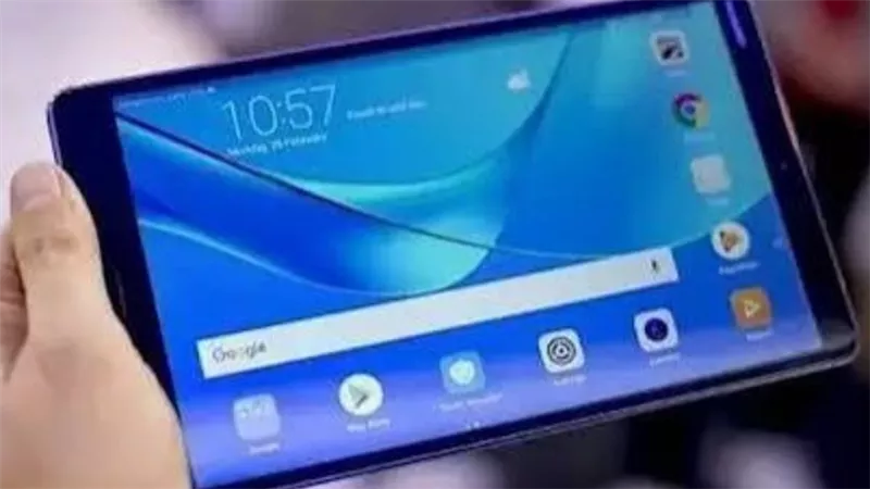 إلى طلاب أولى بكالوريا.. كيف تحافظ على التابلت المدرسي؟