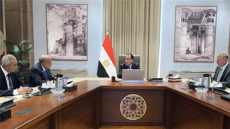 رئيس الوزراء: قطاع الطاقة ركيزة أساسية للتنمية الشاملة في مصر