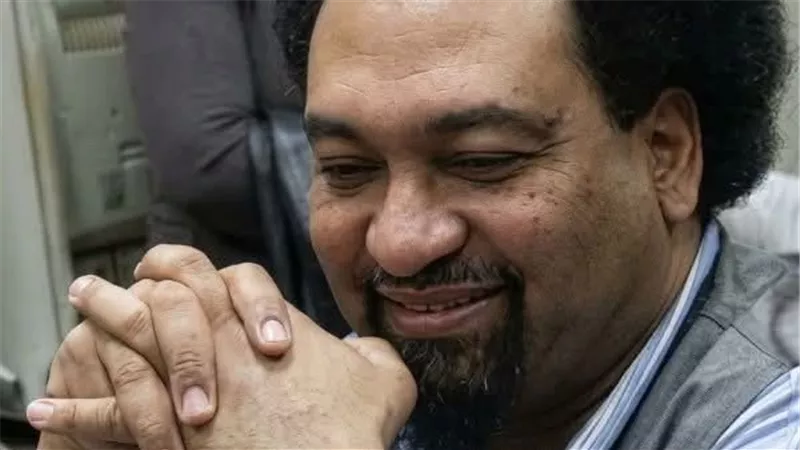 الكاتب الصحفي جمال نكروما