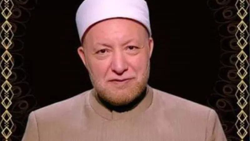 هذه ضوابط ملابس الرجل في الشريعة الإسلامية