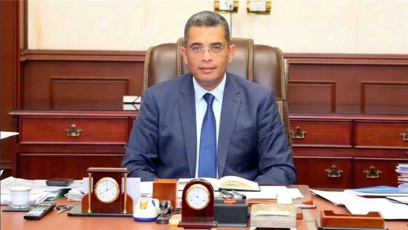 محافظ البحر الأحمريصدرحركة تنقلات موسعة