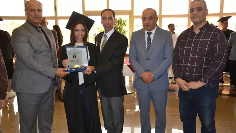 الخدمات الجوية تكرم المتفوقين من أبناء العاملين