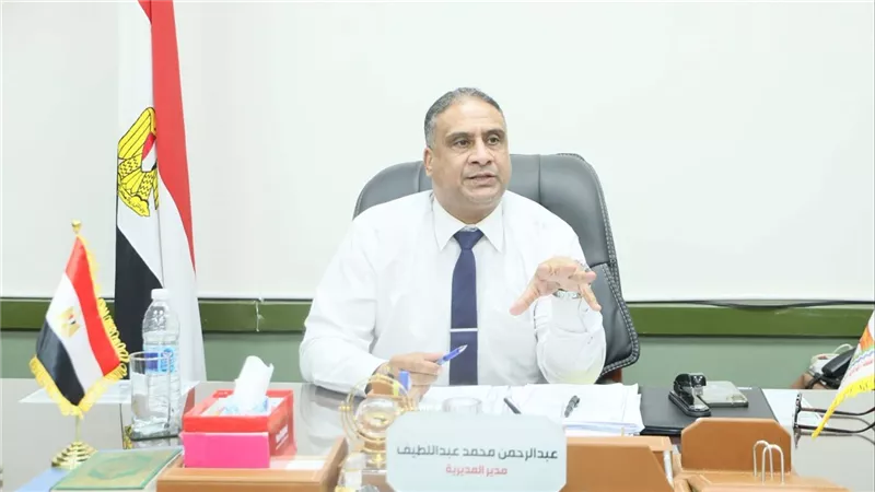  عبد الرحمن محمد مدير مديرية التربية والتعليم بالوادي الجديد