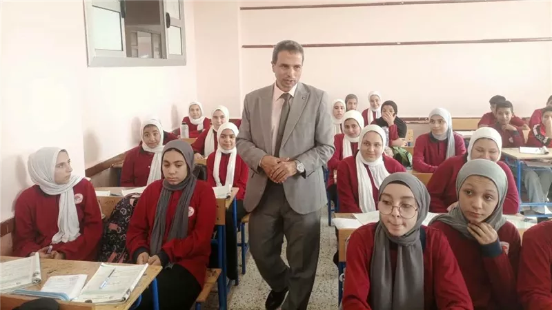 جودة يتفقد انتظام الدراسة بمدارس ادارات فوه 