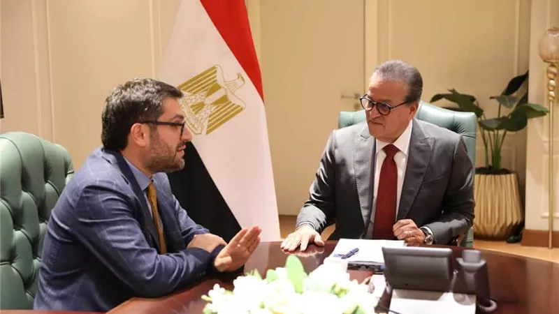 وزير الصحة يستقبل مرشح أرمينيا لمنصب مديرعام الصحة العالمية