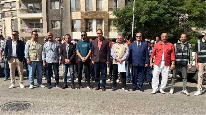 قيادات الجهاز أثناء تسليم المشروع الجديد