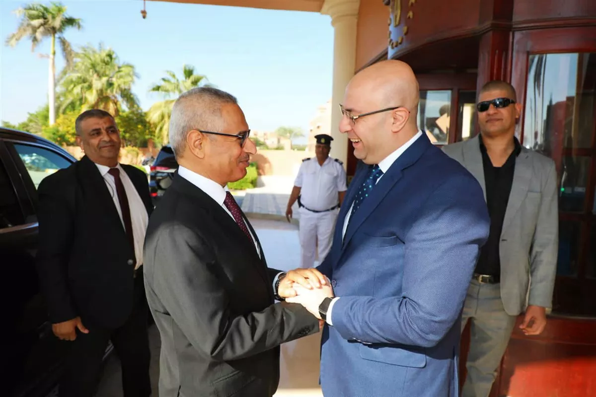 محافظ الفيوم يستقبل محافظ بنى سويف&nbsp;