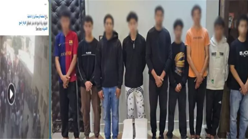 الطلاب المتهمون 