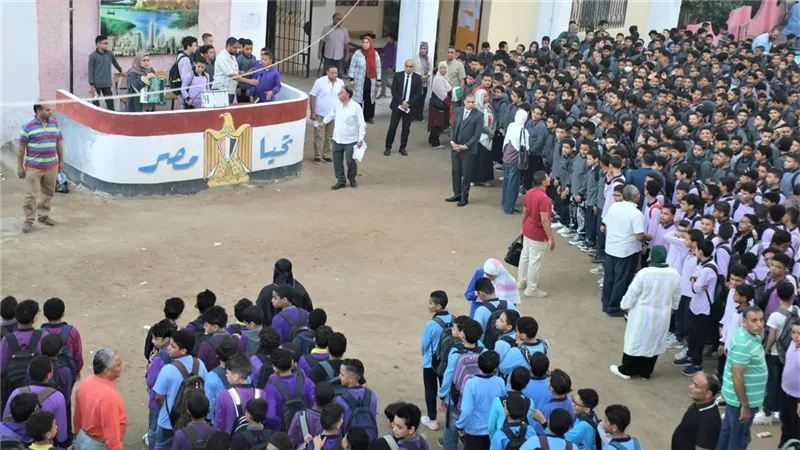 سعيد عطية يتابع اختبارات أكتوبر بمدارس الهرم ويشدد على نزاهة التقييم
