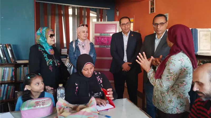 وفد جامعة المنصورة