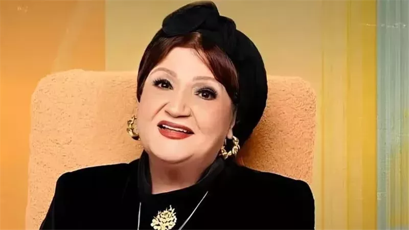الفنانة ميمى جمال