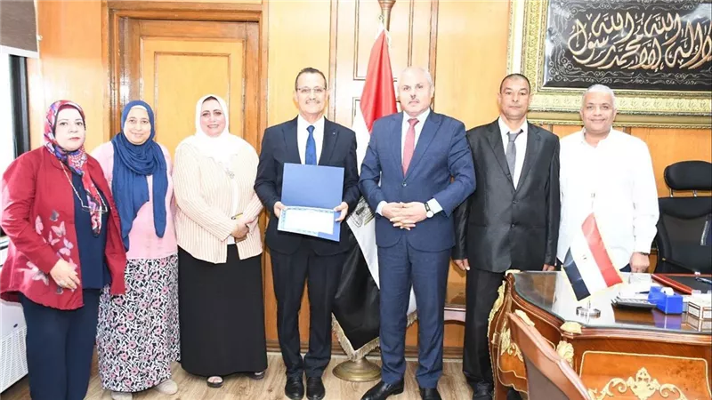 جائزة الأداء المتميز