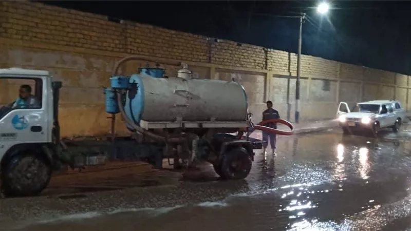 شبين القناطر تغرق في شبر مية بسبب الأمطار
