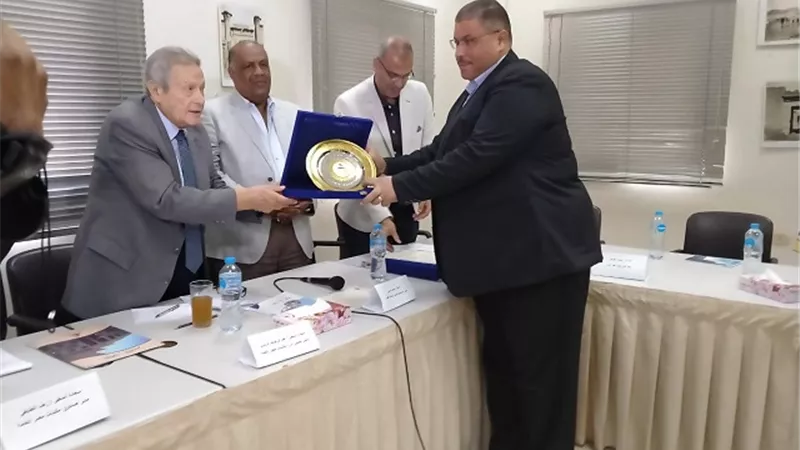 مكتبة مصر العامة بدمنهور تحصل على لقب مكتبة العام