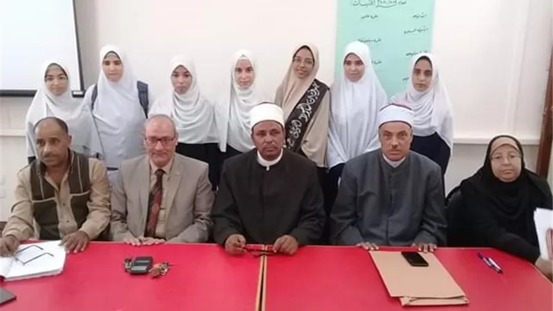 مريم خلف أمينا لاتحاد الطلاب بالمنطقة الأزهرية بأسيوط