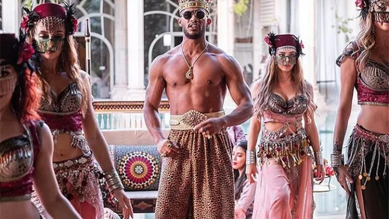 محمد رمضان يشعل انستجرام بصورة جديدة من كواليس كليب 
