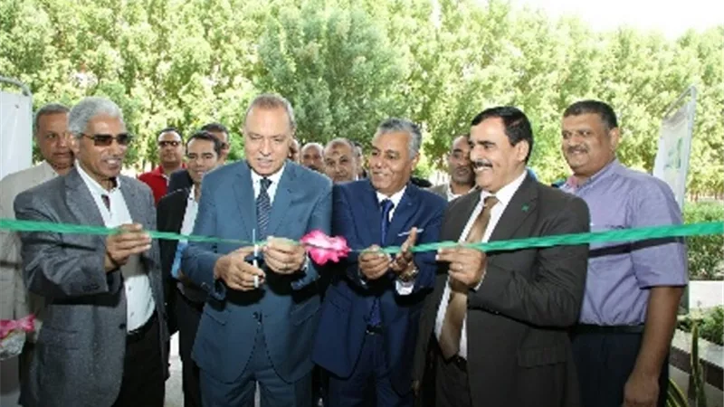 الهجان ورئيس جامعة جنوب الوادي يفتتحان المرحلة الثانية بمبنى الطالبات المغتربات