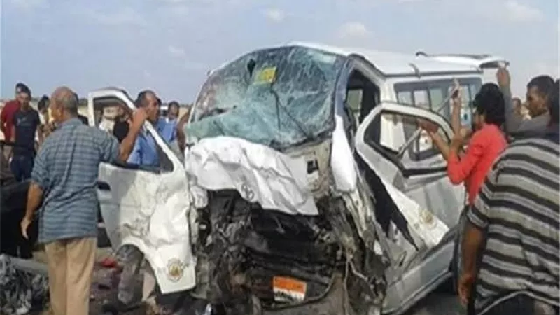 بالأسماء .. إصابة 9 اشخاص في تصادم ملاكي وميكروباص علي طريق المنصورة – أجا