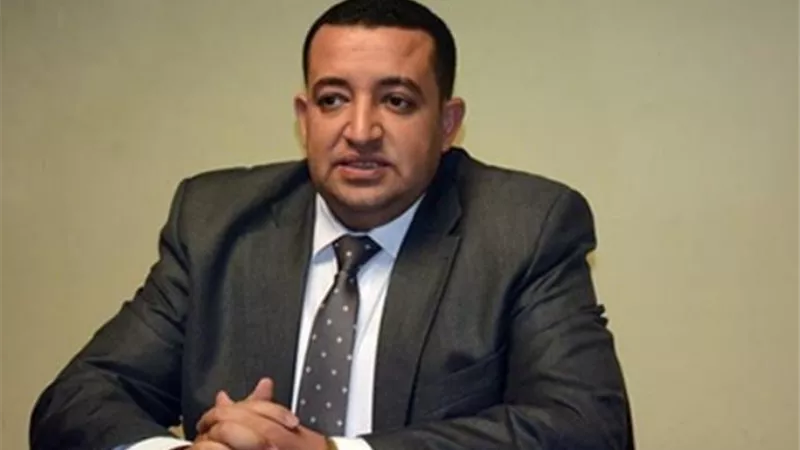 عبدالقادر يشيد بمساعى الرئيس السيسى لتحقيق التنمية فى القارة السمراء