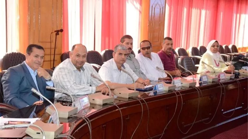 نائب محافظ الإسماعيلية يستعرض الخطة السكانية السنوية ..صور