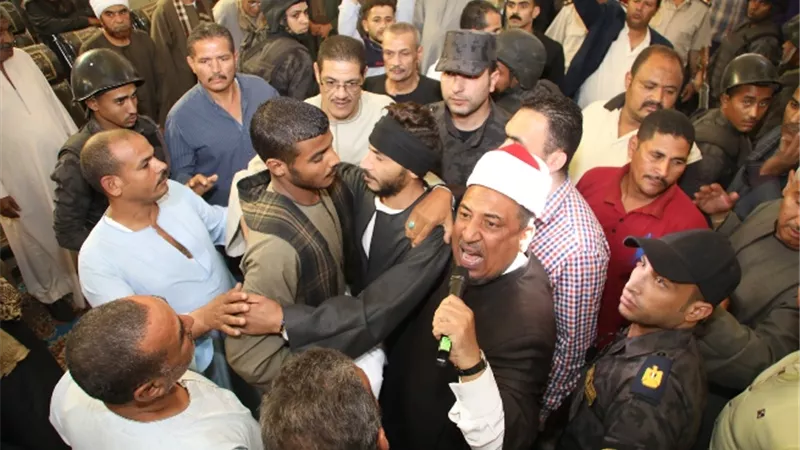 القودة تنهى الخصومه الثأريه بين آل الخطيب وآل شمندى بمركز ابوتشت