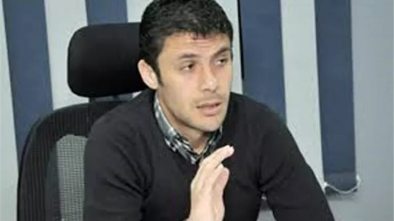 الصقر معلقا على أزمة شارة قيادة المنتخب.. أحمد فتحى الأحق