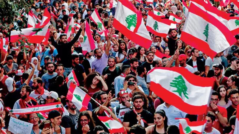 بريطانيا تدعو الحكومة اللبنانية على الاستجابة لمطالب الشعب