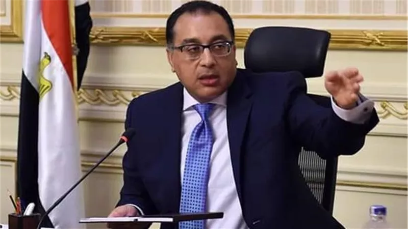 رئيس مجلس الوزراء يتابع عددا من ملفات مشروع جسور