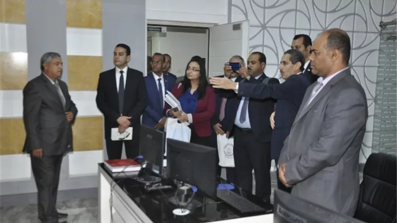 لجنة تقييم الجامعات المصرية تزور قناة السويس ..صور