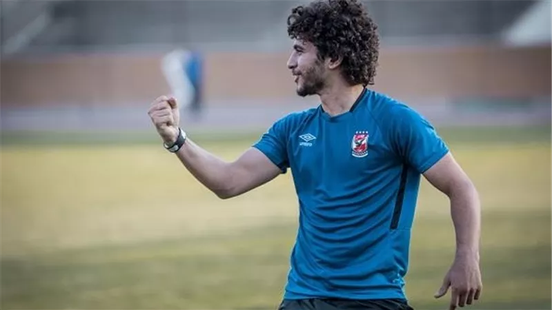 كهربا يدعم لاعب الأهلي بعد إصابته بالصليبي