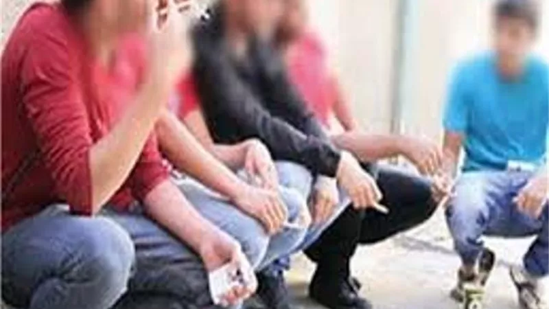 ضبط 3 طلاب مصريين لتعاطيهم المخدرات داخل مدرسة بالكويت