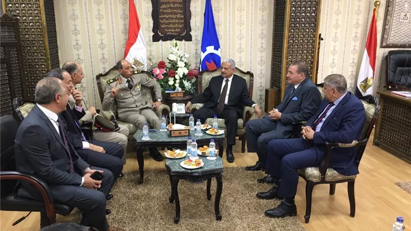 رئيس هيئة موانى البحر الاحمر يشارك باحتفالية العيد القومى للسويس