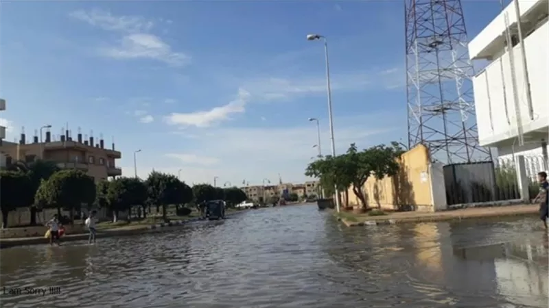 النوبارية تغرق وجهاز المدينة سقط في الوحل