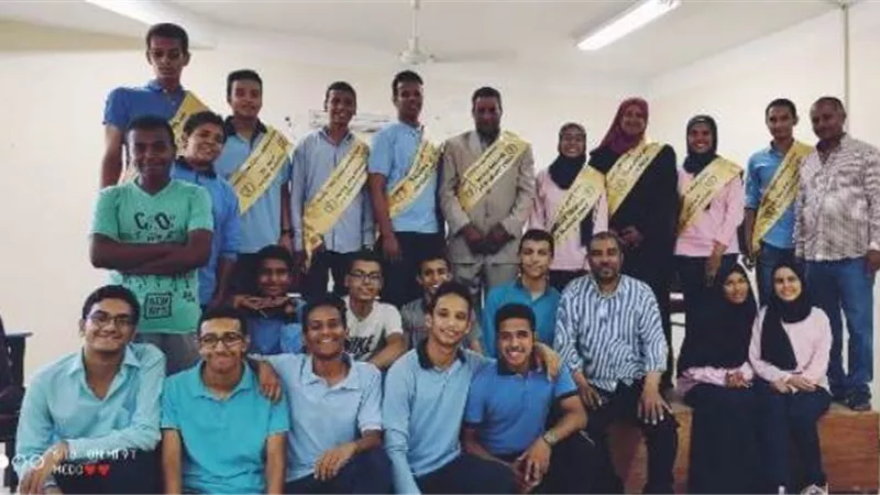 مدرسة متفوقين الأقصر تحتفل بتنصيب المكتب التنفيذي ..صور