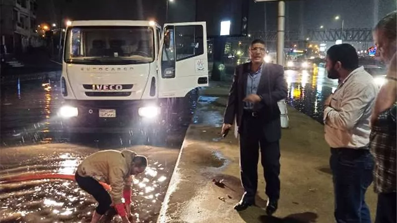 جهاز القاهرة الجديدة يرفع حالة الإستعداد القصوى بسبب حالة الطقس بالصور