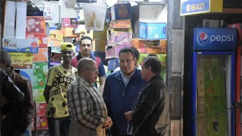 قنصوه يتفقد المنطقه التجاريه بالمنشية و محطة الرمل ويشكر البحريه والمنطقه الشماليه