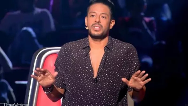 حماقي يشوق جمهوره لمتابعه حلقة ذا فويس غدا