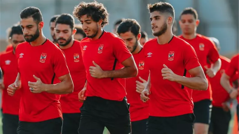 الأهلى فى الأمارات نهاية الشهر لبدأ معسكرة الخارجى