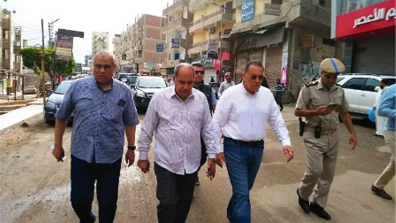 اقالة رئيس مدينة ابوحماد لتقاعسة فى عمله