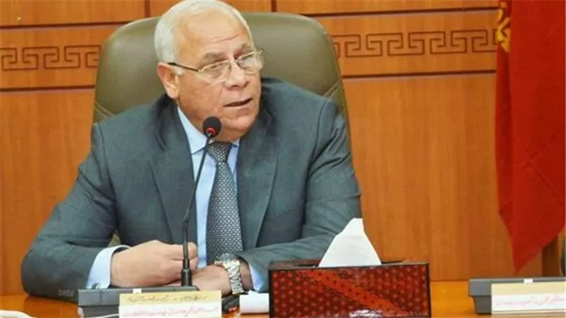 الغضبان يتفقد سير العمل بمستشفى الحياة ببورفؤاد