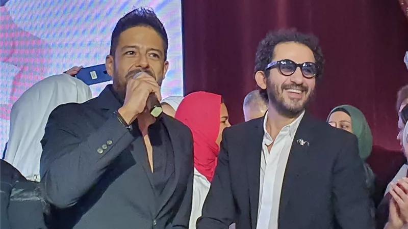 حماقي يشعل إحتفالية 