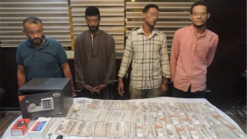 سقوط عصابة الشقق بالمعادى