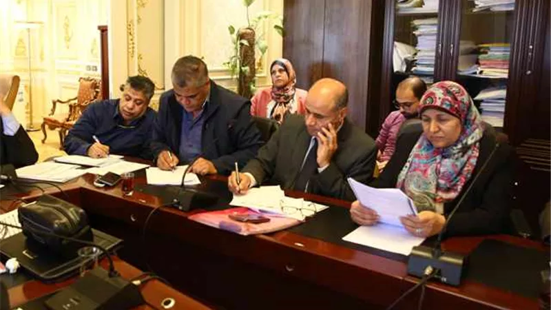 خلافات بين ممثلى المالية وهيئة المعارض فى اجتماع خطة البرلمان
